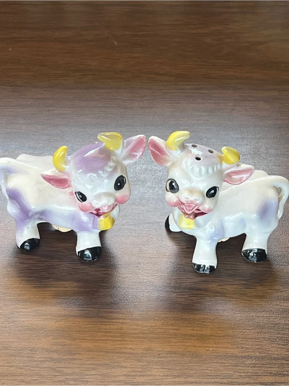 Vintage 1950s Ceramic Purple Cow Salt and Pepper Shakers - Made in Japan